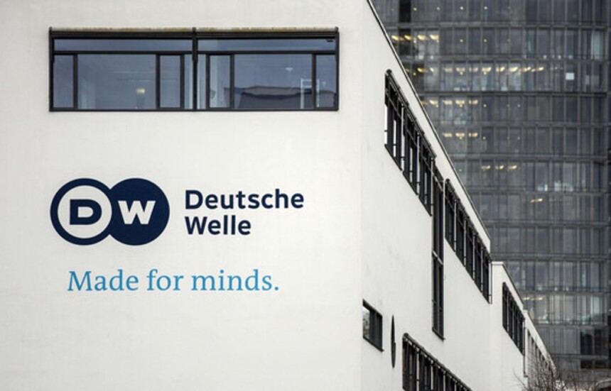 dw
